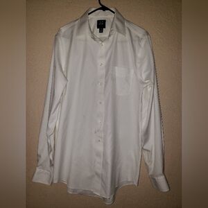 NWOT JoS. A. Bank Men's White Dress Shirt